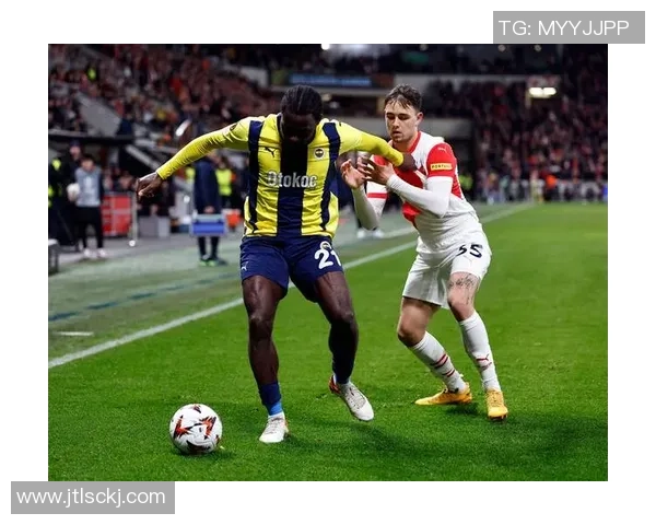 土耳其足球明星不幸遇难引发全球哀悼与关注的悲剧故事