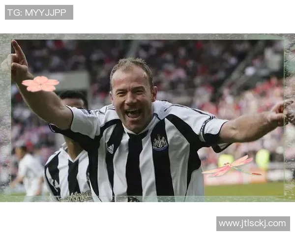 足球明星年少时的奋斗与梦想：从街头小球员到绿茵场上的传奇之路